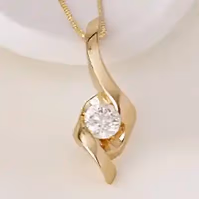 Free 14K Gold Sirena Pendant: Amazing Deal!