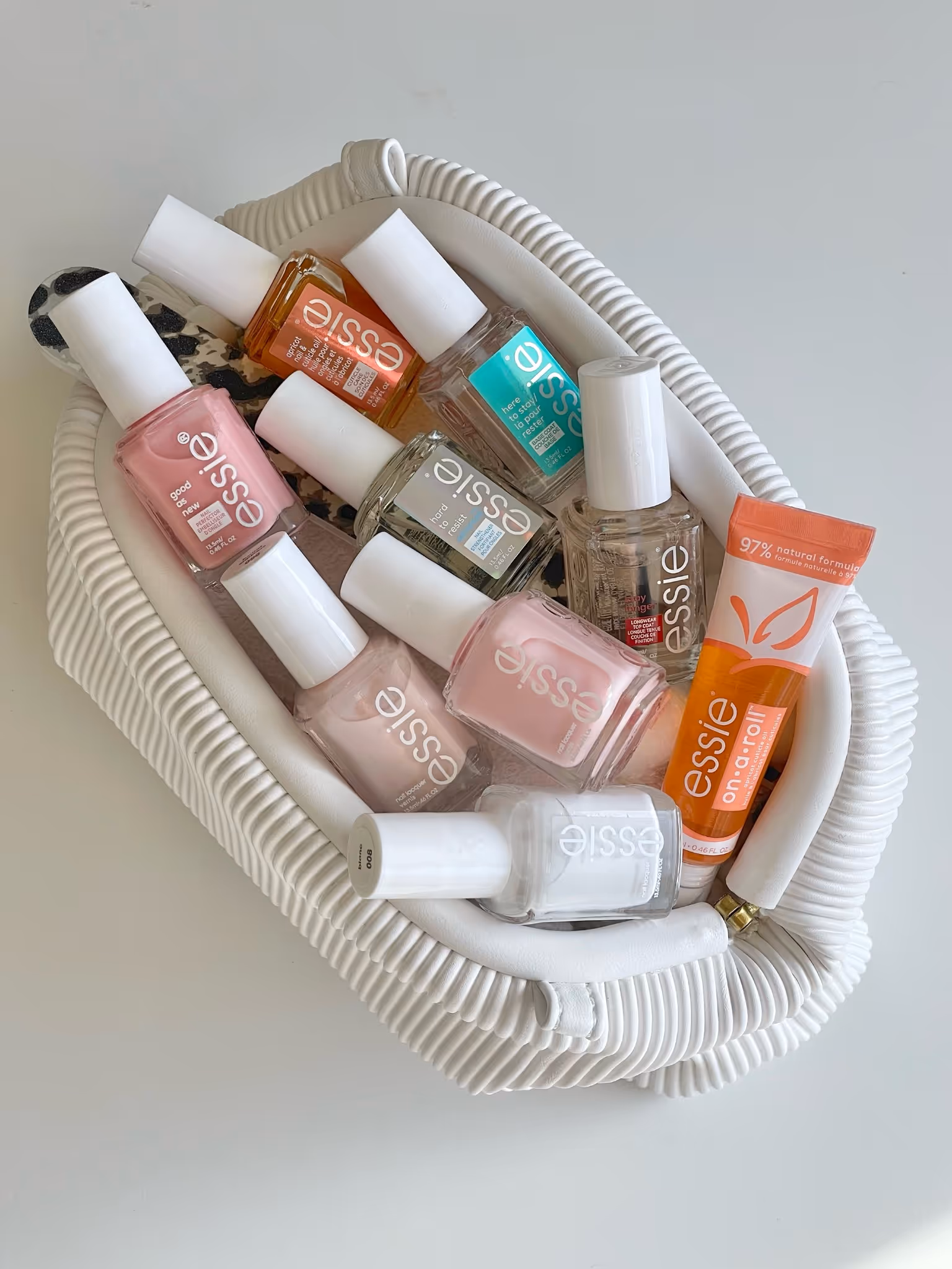 Free Beauty Deal: Win 5 Essie x Garnier Prizes!