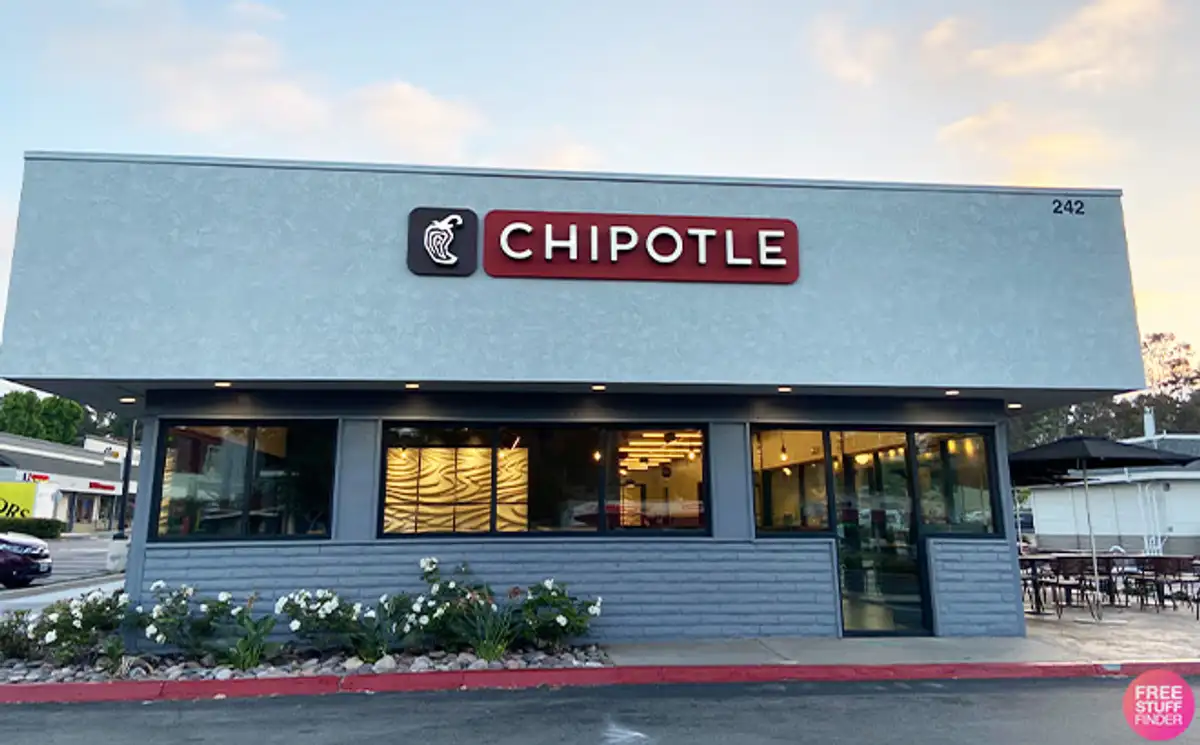Free Chipotle IQ Trivia Game: Win $1 Million in FREE Food!