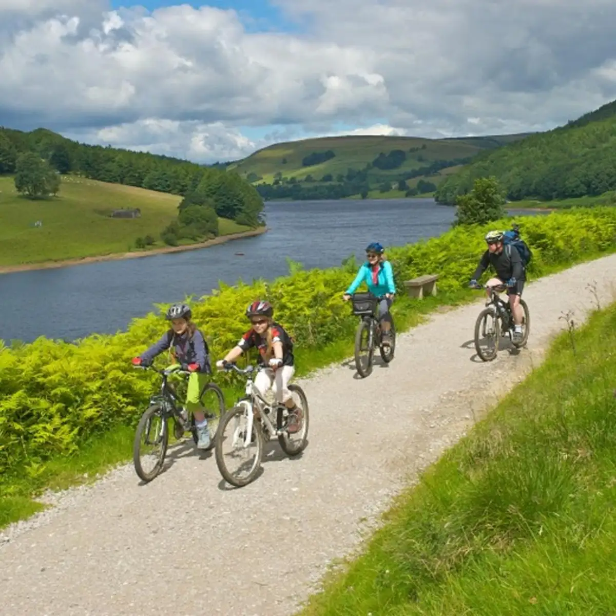 Free Electric Bike Hire: Ride Worth £38 in Peak District!