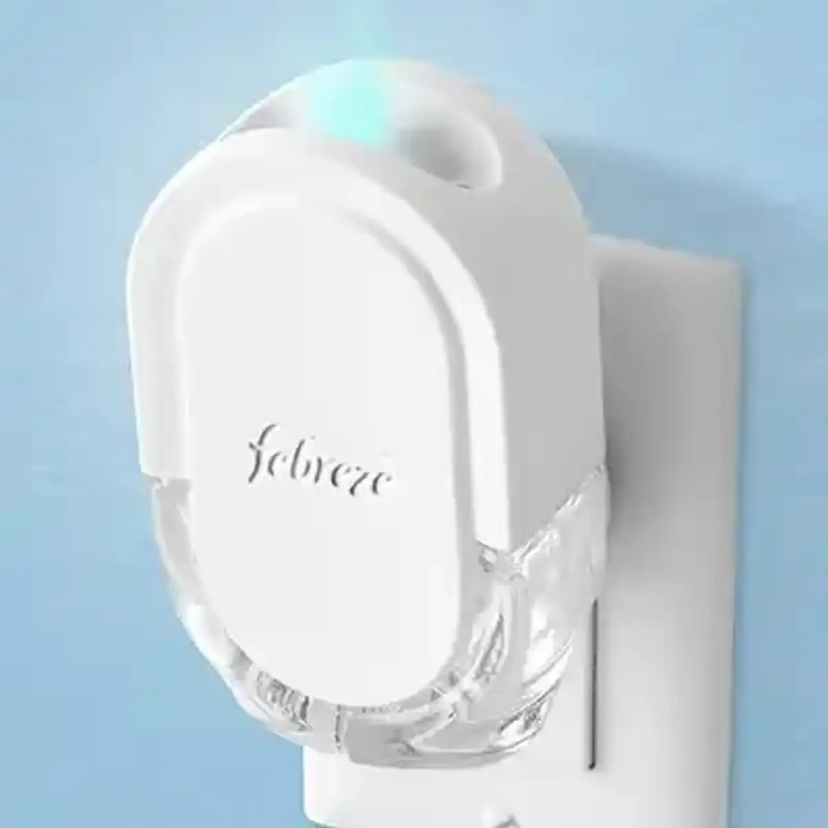 Free Febreze Plug In Air Freshener: 45-Day Odor‑Free Bliss!