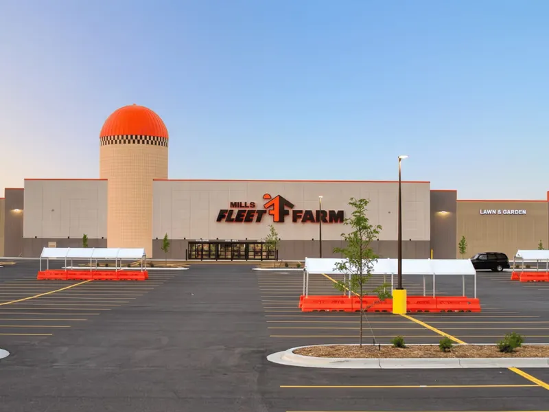 Free Fleet Farm Events: 3 Epic Summer Fun Days!