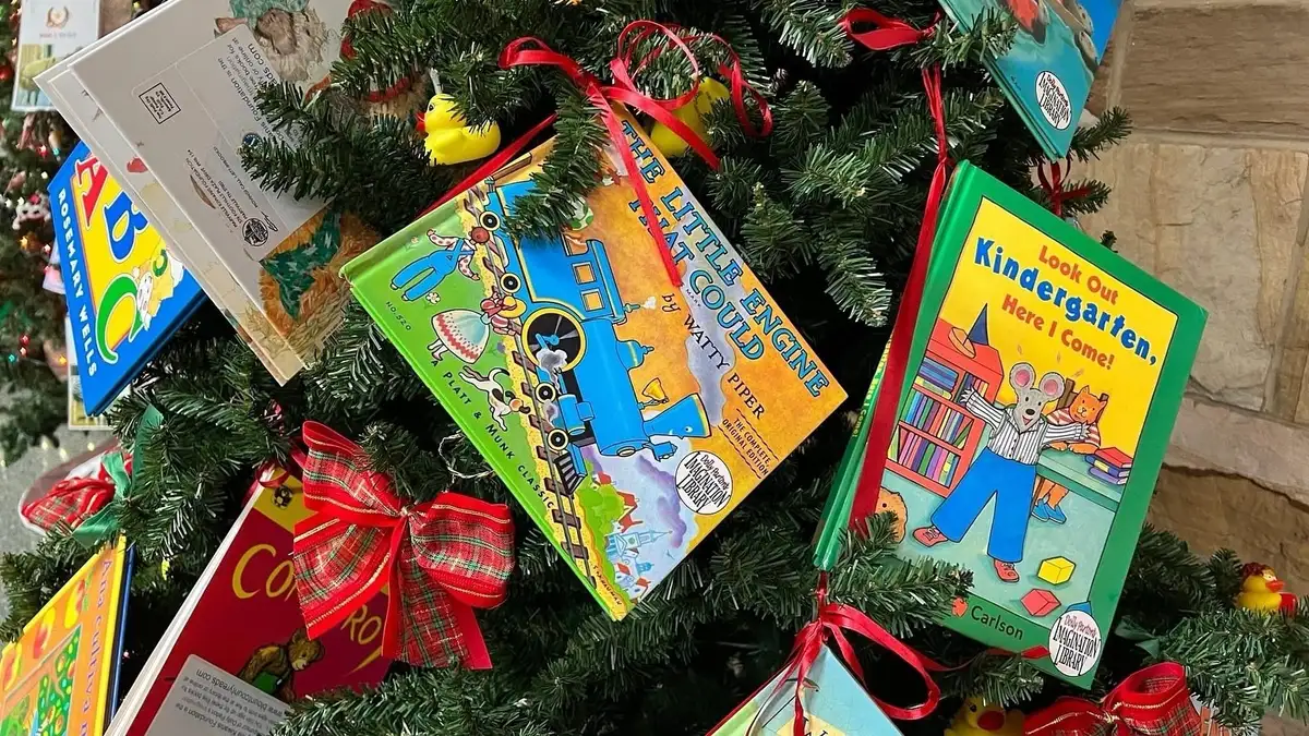Free Kids Book: Dolly Parton's Imagination Library (Ages 4 & Under)