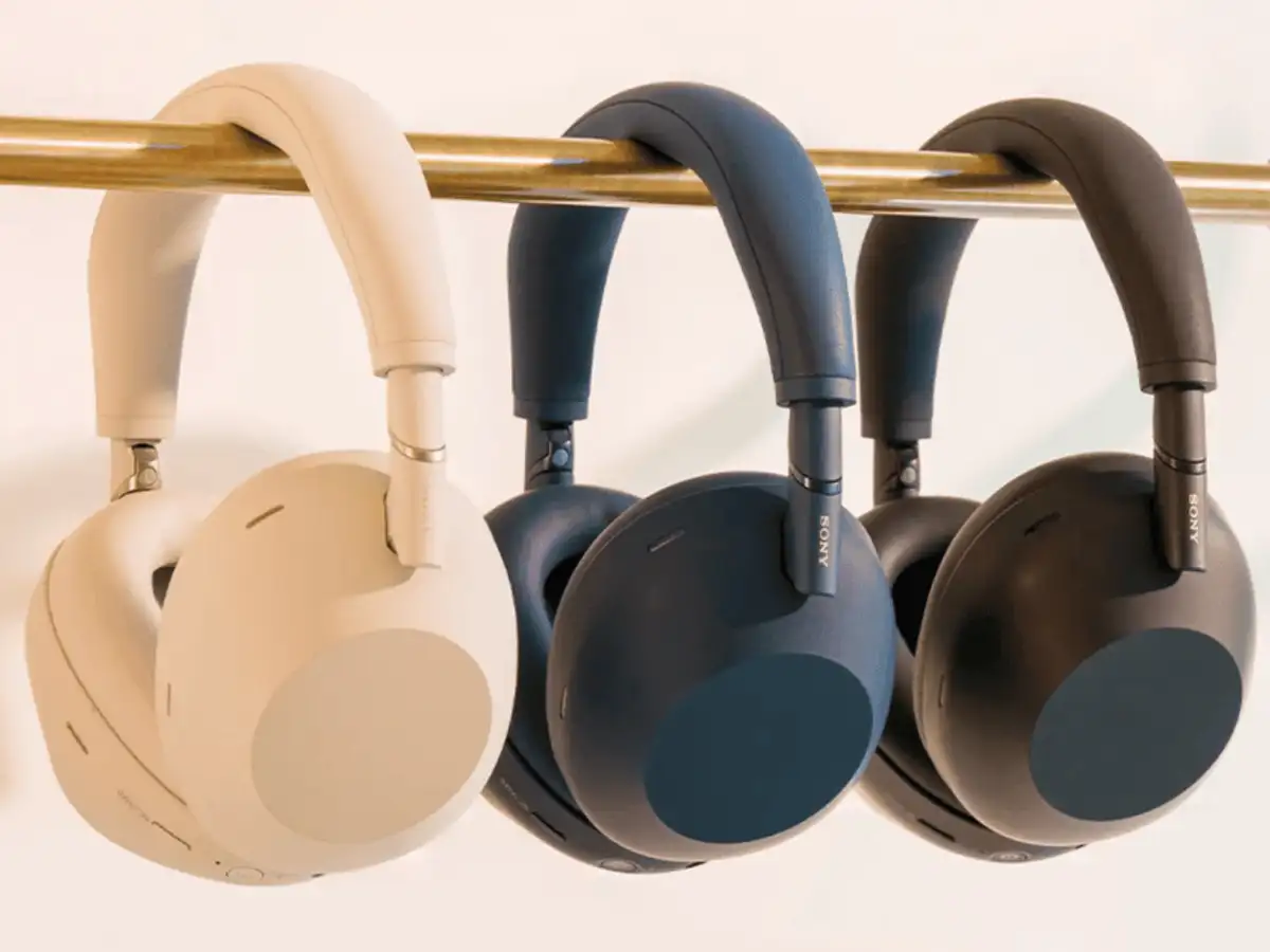 Free Sony Headphones: Win Kansas City Chiefs Gear!