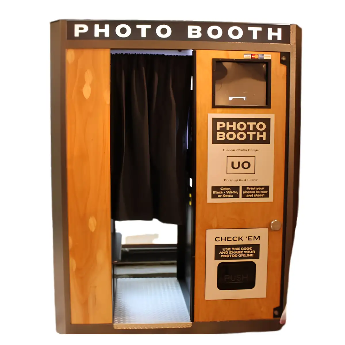 Free Urban Outfitters Photo Booth Pictures: Get 10 Amazing Strips!
