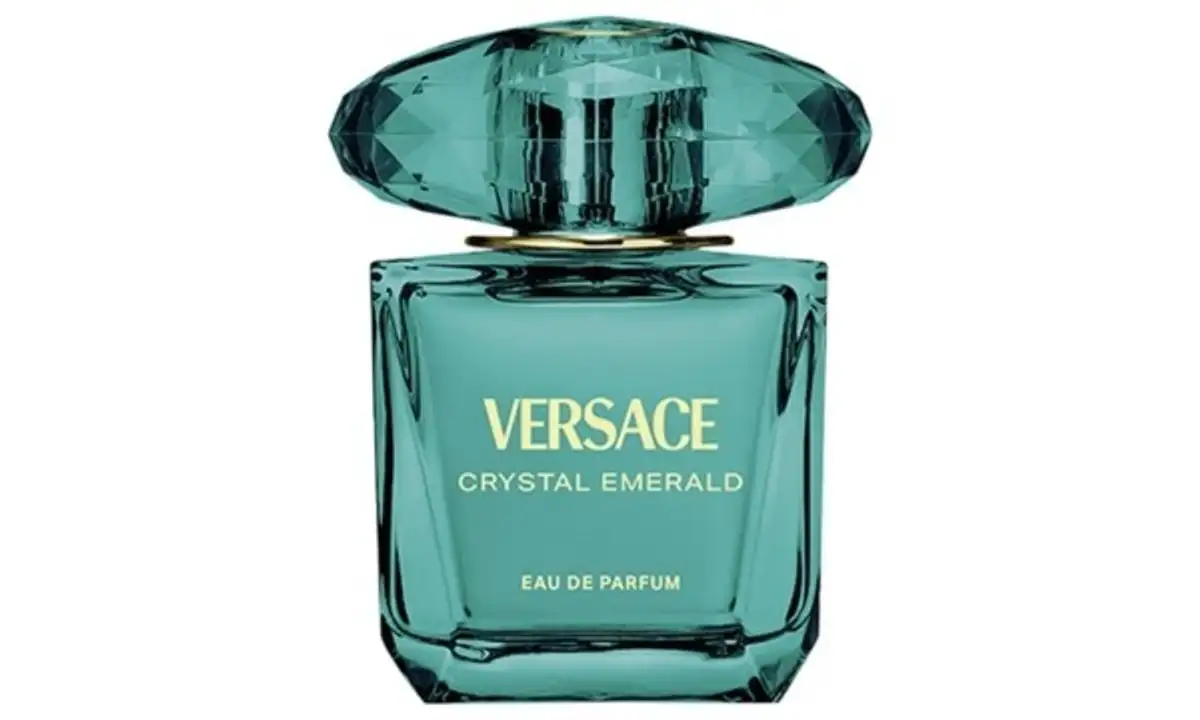 Free Versace Perfume: Get Free Samples of Crystal Emerald!