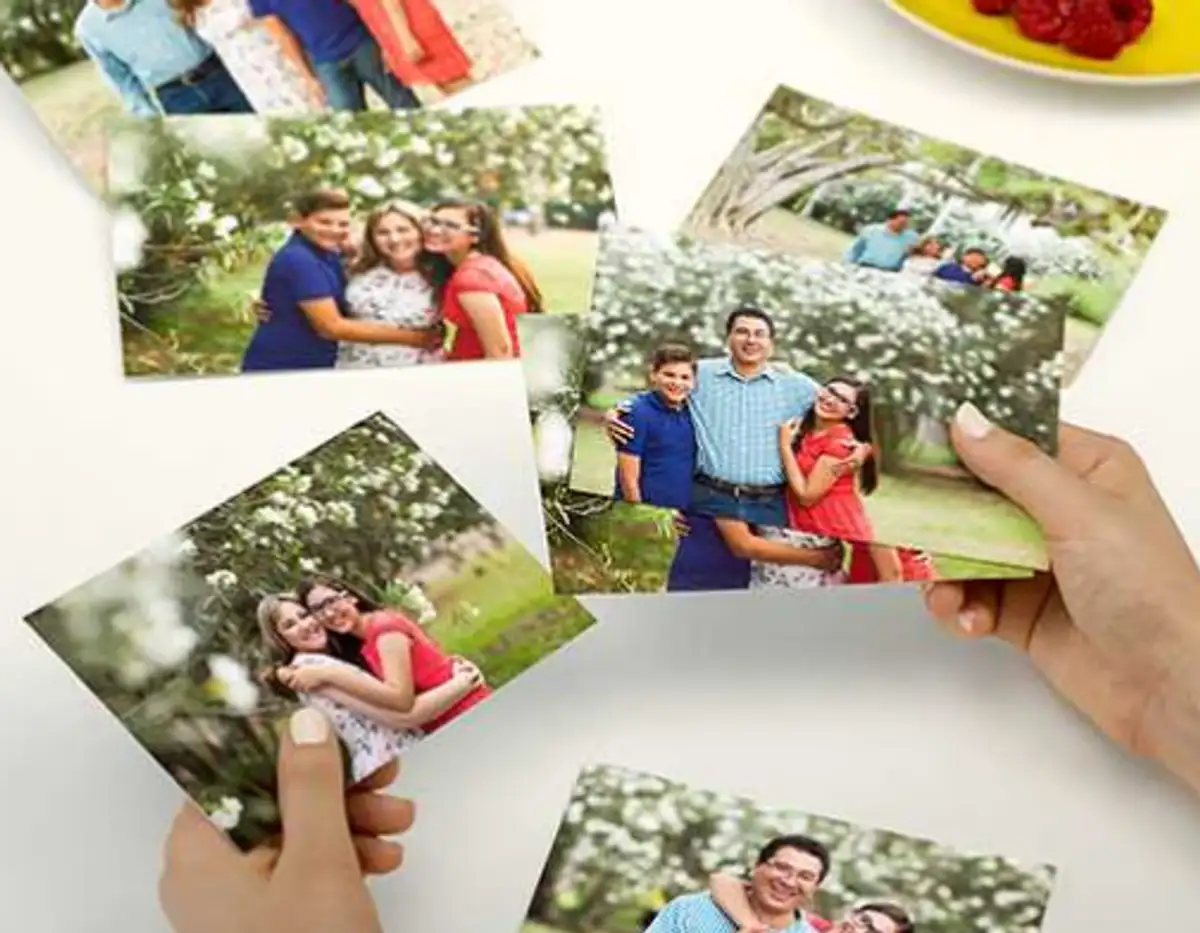 Free Walgreens Photo Cards: Score 6 Premium 5×7s!