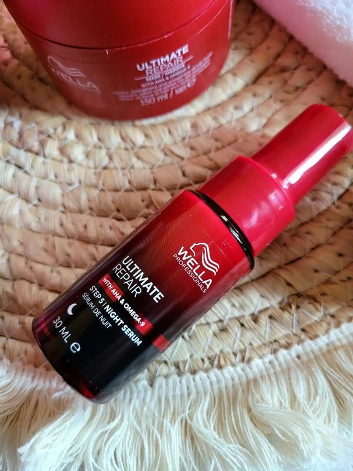 Free Wella Ultimate Repair Night Serum Sample!